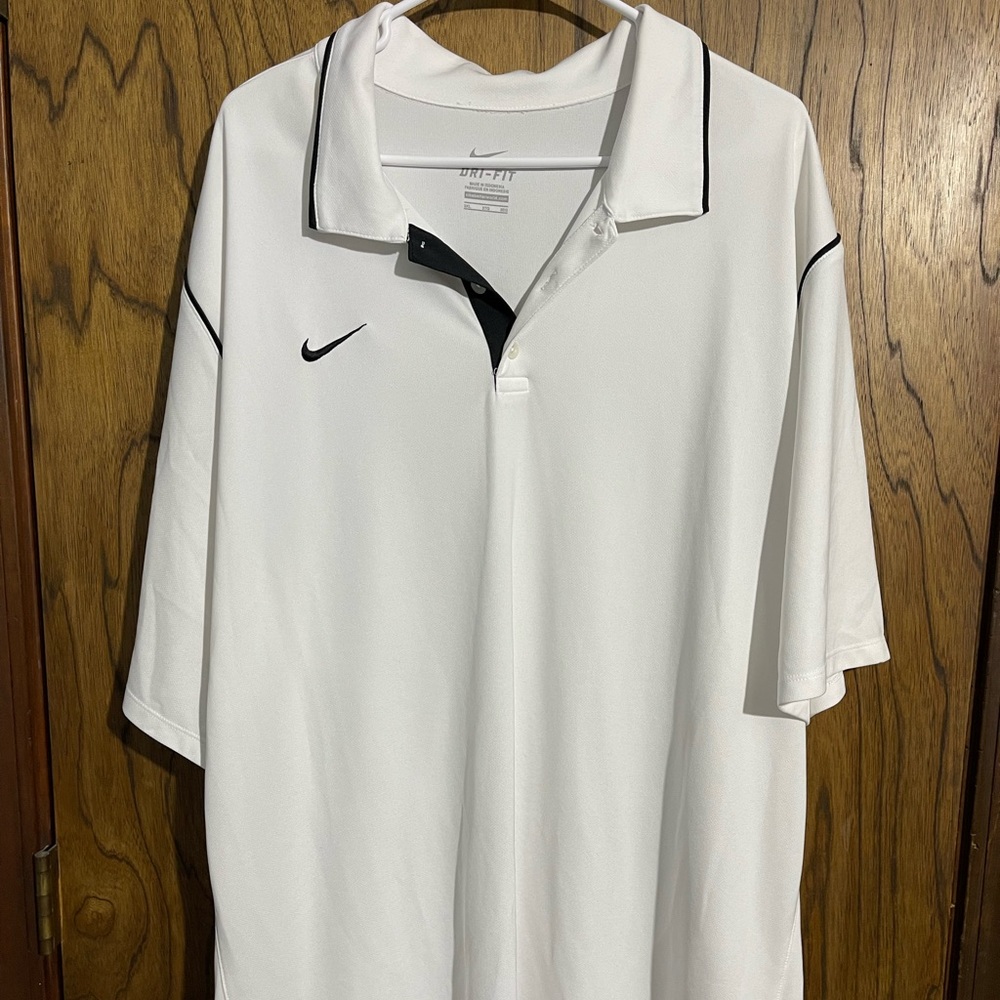 Mens 3XL Nike Polo.
